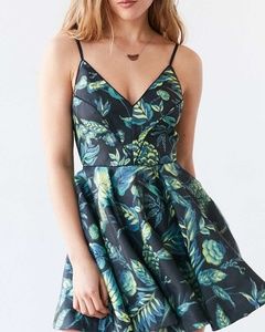 🙊💥Silence + Noise 3D Holographic dress